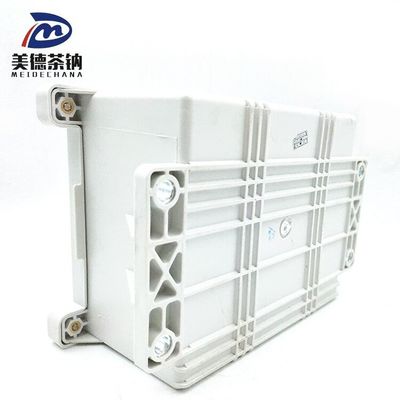 Imagem mostra aparelhos elétricos de ônibus caixa de relé para o controlador retardar ônibus de todos os ônibus