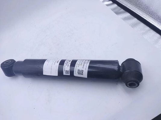 Montagem do absorvedor de choque frontal e acessível para fins de reparo ou substituição
