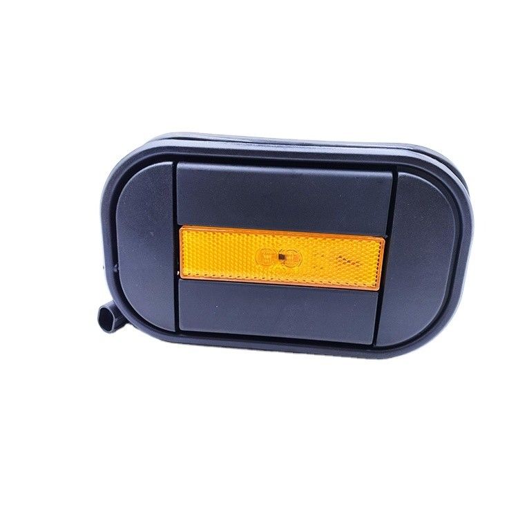Porta do porta-bagagens do veículo de passageiros 55VE1-08310 com luz